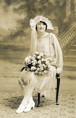 Girl in 1920s Wedding Dress