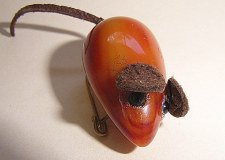 Bakelite Mouse Pin