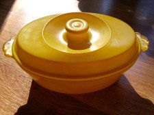 Early Art Deco Style Yellow Pyrex Casserole Dish